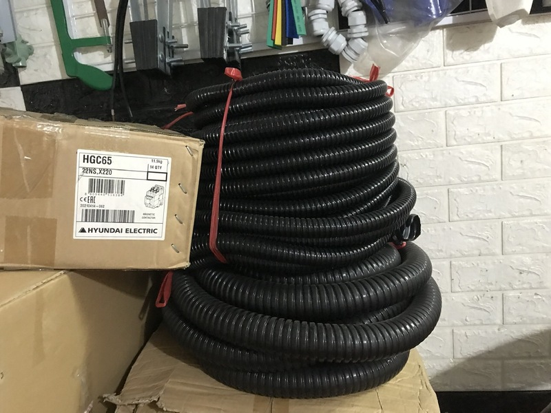 Ống ruột gà lõi thép